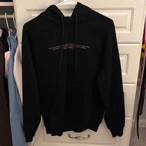 black alphalete hoodie